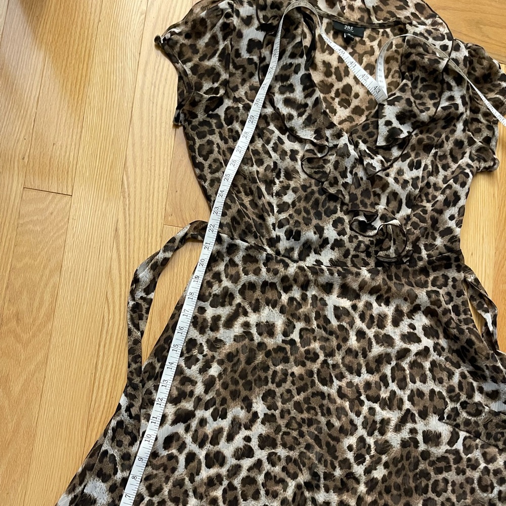 JBS Short Sleeve Belted Dress in Leopard - Picture 10 of 12